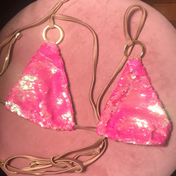 Beach Bunny Other - Beach bunny swimwear mermaid pink sequins bikini top size small with gold rings